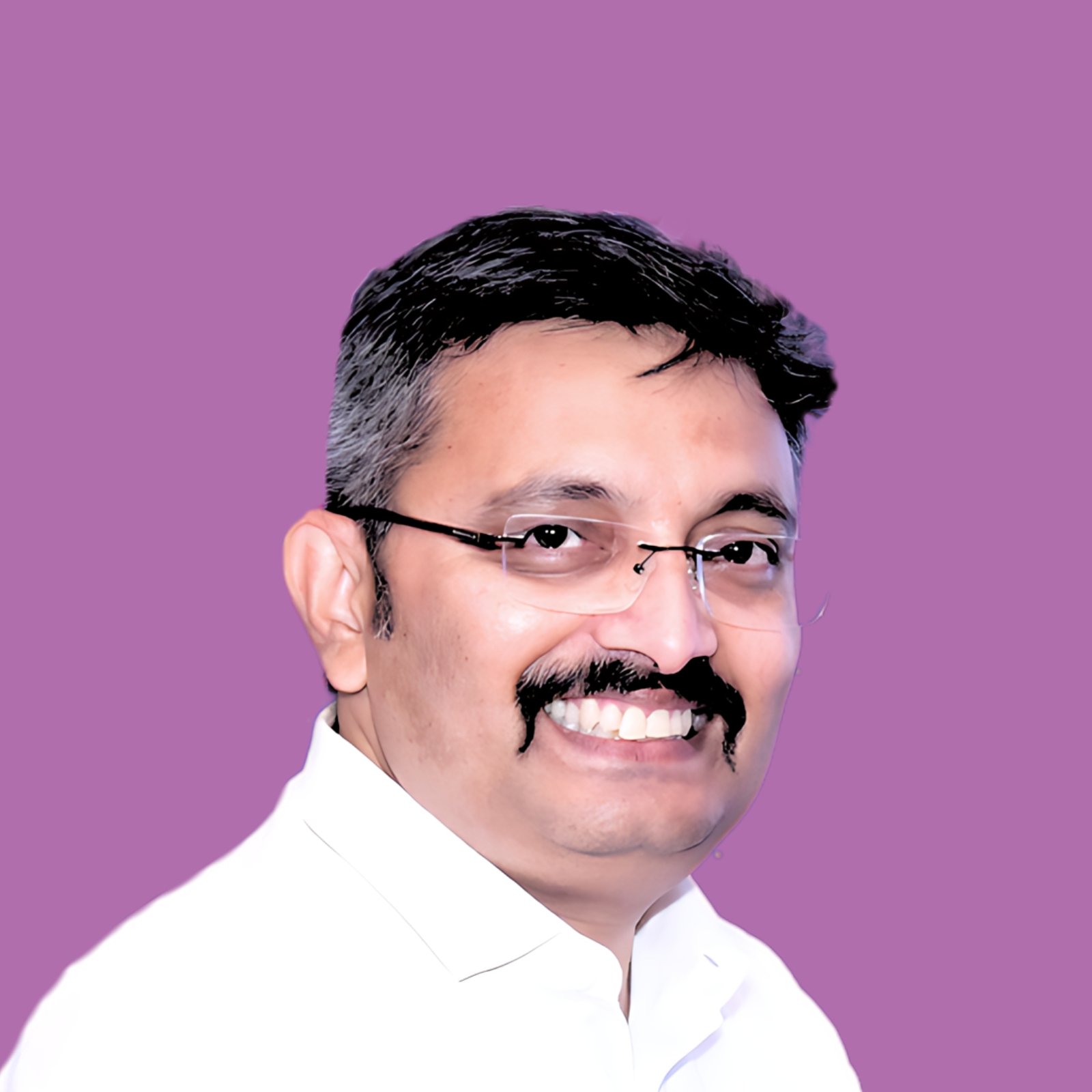 Headshot of Sanjeev Sharma , Director & CEO, Lung Connect